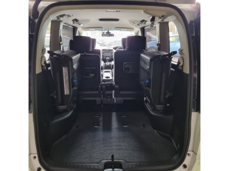 2014 Nissan Serena - thumbnail 10