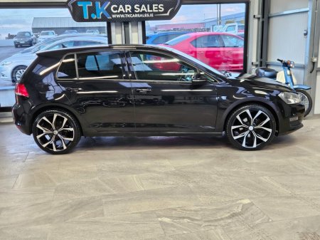 2016 Volkswagen Golf 1.6 TDI 5DR 110HP BlueMotion thumbnail