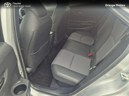 2024 Toyota C-HR - thumbnail 8