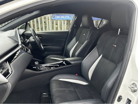 2020 Toyota C-HR - thumbnail 13