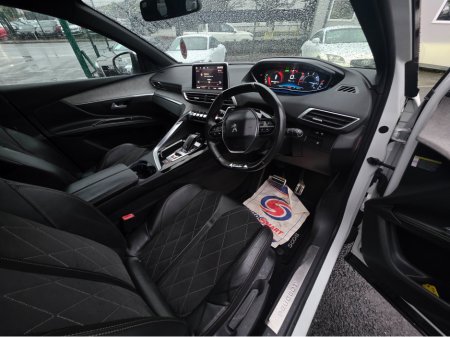 2017 Peugeot 5008 ( 172 REG ) 7 SEATER - DIGITAL DASH - CAMERA - ALLOYS - CARPLAY ANDROID AUTO EU RADIO PEARL WHITE €24,950 thumbnail