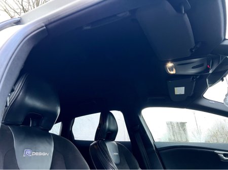 2013 Volvo V40 40 SERIES 2.0 D3 R-DESIGN NAV 150BHP 5DR