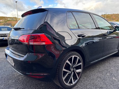 2014 Volkswagen Golf - thumbnail 11