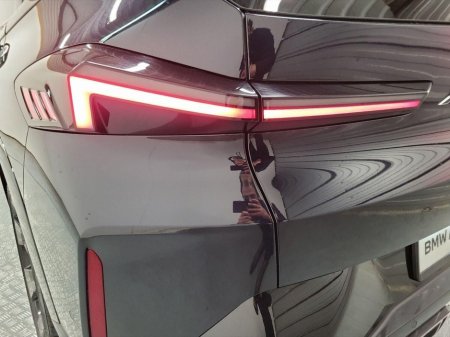 2025 BMW XM - thumbnail 19