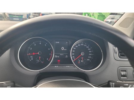 2016 Volkswagen Polo - thumbnail 13