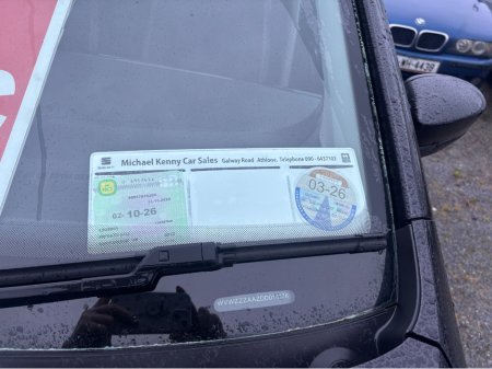 2012 Volkswagen up! DBA-AACHY 5DR AUTO thumbnail