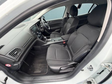 2018 Renault Megane - thumbnail 43