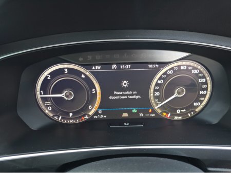 2018 Volkswagen Tiguan HIGH LINE-AUTOMATIC-4 MOTION-LOW MILEGE €23,450 thumbnail