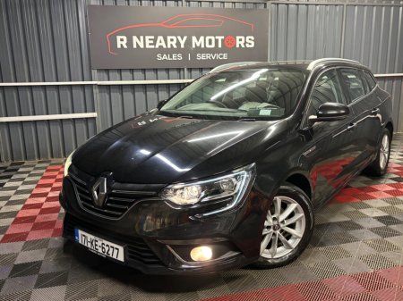 2017 Renault Megane - thumbnail 8