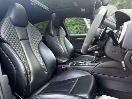 2019 Audi RS3 2.5 TFSI QUATTRO 400PS 4 4DR AUTO €58,950 thumbnail