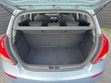 2012 Hyundai i20 - thumbnail 19