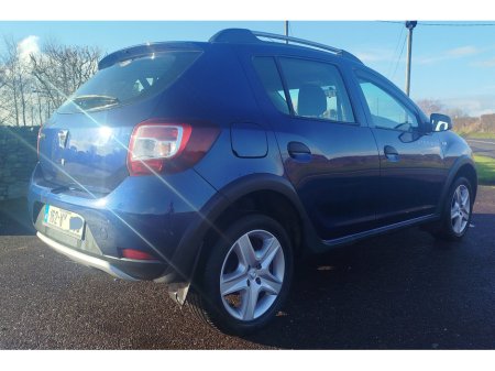2016 Dacia Sandero Stepway 1.5 dCi 90 STEPWAY ALTERNATIVE €5,900 thumbnail
