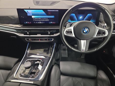 2025 BMW X5 - thumbnail 5