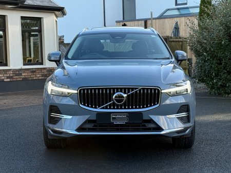 2023 Volvo XC60 T6 Recharge PHEV 350hp AT8 Core €46,450