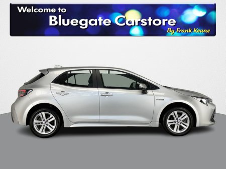2021 Toyota Corolla HYBRID LUNA**TOUCHSCREEN BLUETOOTH MEDIA**REVERSE CAMERA**PARKING SENSORS**DUAL CLIMATE**CRUISE CONTROL**MULTIFUNCTIONAL STEERING WHEEL**AIR CONDITIONING**ISOFIX**FINACE AVAILABLE** €21,995 thumbnail