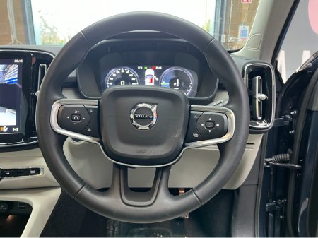 2022 Volvo XC40 2022 VOLVO XC40 RECHARGE PLUG-IN HYBRID T5 INS 1.5 AUTOMATIC / CRUISE CONTROL / 360° PARKING CAMERA / ELECTRIC MEMORY HEATED FRONT & REAR SEATS / PANORAMIC SUNROOF €36,950 thumbnail