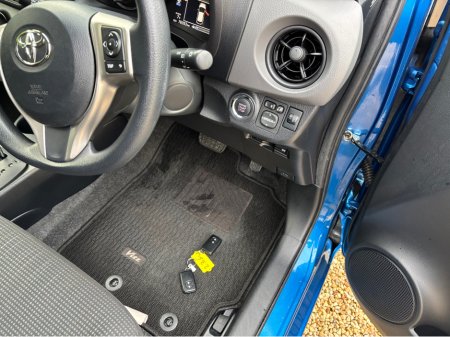 2016 Toyota Vitz NSP130 161 D 71171 €9,450 thumbnail