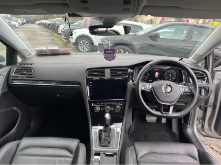 2020 Volkswagen Golf MEISTER HIGHLINE AUTOMATIC 2.0 DIESEL //MASSIVE SPEC//FULL LEATHER HEATED SEATS//DYNAUDIO SOUND SYSTEM//ELECTRIC MEMORY DRIVERS SEAT//REVERSE CAMERA// €21,950 thumbnail