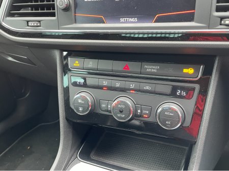 2017 SEAT Leon 2.0 TDI FR 150HP  5DR LOW KMS! VERY GOOD! €18,995 thumbnail