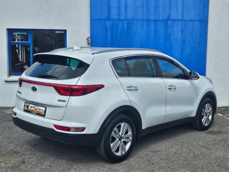 2017 Kia Sportage 1.7 LX €12,650 thumbnail