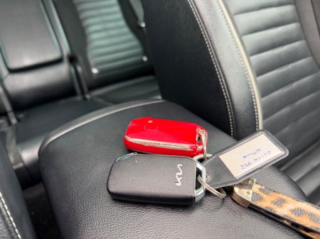 2022 Kia Sportage - thumbnail 14