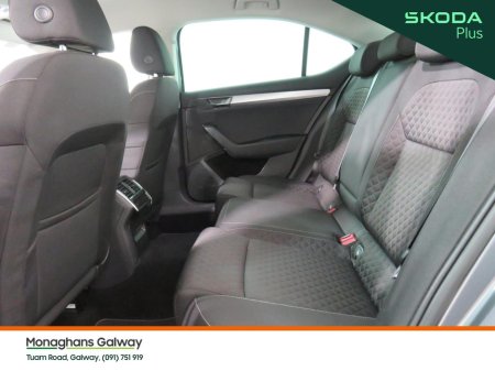 2023 Skoda Superb AMBITION 2.0 TDI 150HP DSG 5DR €32,950 thumbnail