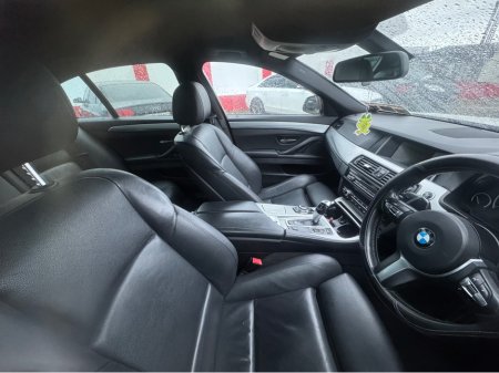 2015 BMW 5 Series - thumbnail 2