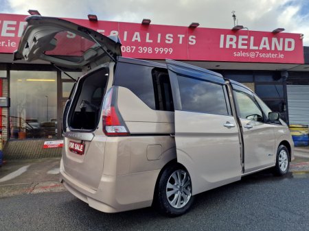 2017 Nissan Serena 2.0 PETROL HYBRID AUTOMATIC LOW MILEAGE thumbnail