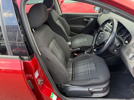 2015 Volkswagen Polo - thumbnail 17