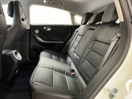 2024 Smart #3 High spec demonstrator - Pro+ - Panoramic Sunroof - Reversing Camera - Sat Nav - Climate Control - Cruise Control - Heated Seats/Steering Wheel - Keyless start - €32,950 or €33,900 with Supaguard vehi €32,950