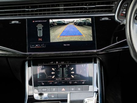 2021 Audi Q7 - thumbnail 9