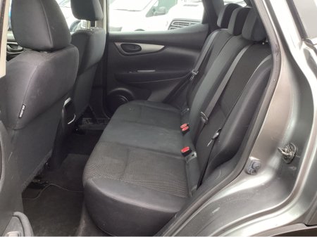 2014 Nissan Qashqai - thumbnail 13