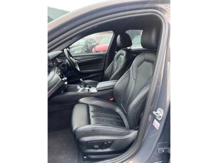 2023 BMW 5 Series - thumbnail 30