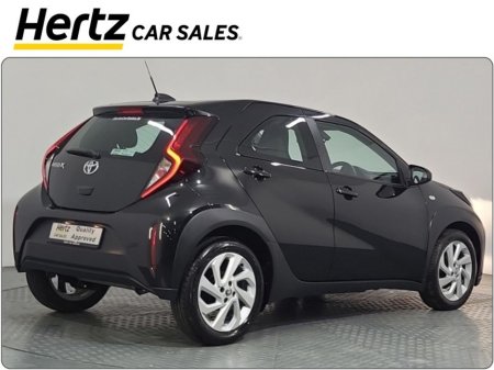 2023 Toyota Aygo X - thumbnail 8