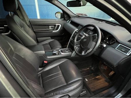 2018 Land Rover Discovery 2.0 TD4 SE 180 180PS 7SEATS AUTO €19,950 thumbnail