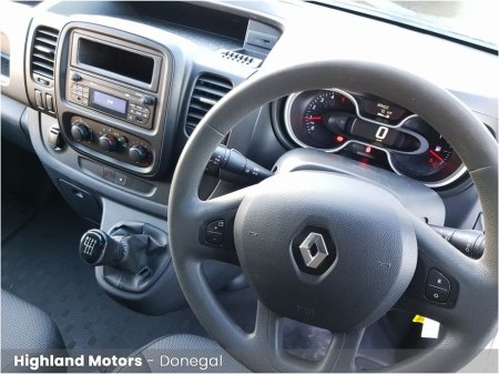 2020 Renault Trafic TRAFIC LL30 ENERGY DCI 120 BUS €14,900