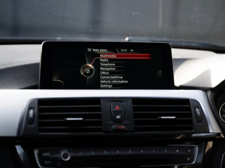 2015 BMW 3 Series - thumbnail 15