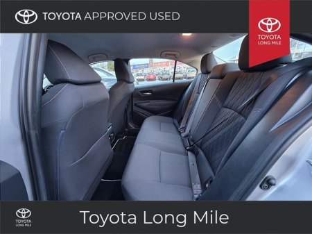 2022 Toyota Corolla 1.8 Hybrid Luna Saloon 4dr €25,949 thumbnail