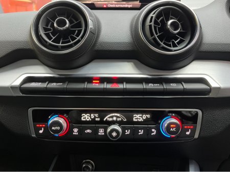 2021 Audi Q2 €28950 2021 AUDI Q2 35TDI SPORT 2.0 AUTOMATIC / CRUISE CONTROL / REVERSE CAMERA / HEATED SEATS / APPLE CARPLAY / AND MORE €28,950 thumbnail