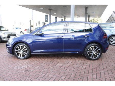 2020 Volkswagen Golf 1.2TSI COMFORTLINE PLUS WITH ONLY 76,000 KMS // AS NEW CONDITION  // BUY WITH CONFIDENC AA AND SIMI APPROVED DEALER 2025 // FINANCE ARRANGED // ALL TRADE INS WELCOME // €22,950 thumbnail