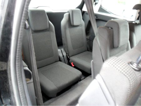 2013 Peugeot 5008 1.6 E-HDI ACTIVE 5DR AUTO.....7-SEATER......NCT 09/26......TAXED 03/26 €4,995 thumbnail