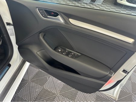 2015 Audi S3 - thumbnail 8