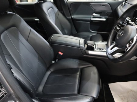 2019 Mercedes-Benz B Class *31* 200 D AUTO 5DR €21,900 thumbnail