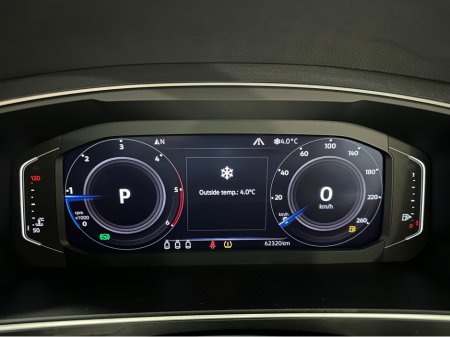 2019 Volkswagen Tiguan (191) TIGUAN 2.0TID R LINE DSG 4 MOTION LOW KMS VW/AUDI SPECIALISTS WWW.DENISDARCYCARS.IE €31,950 thumbnail