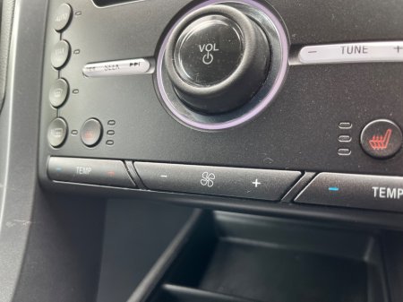 2018 Ford Mondeo - photo 17