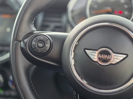 2015 MINI Hatch 1.5 3DR COOPER €12,950 thumbnail