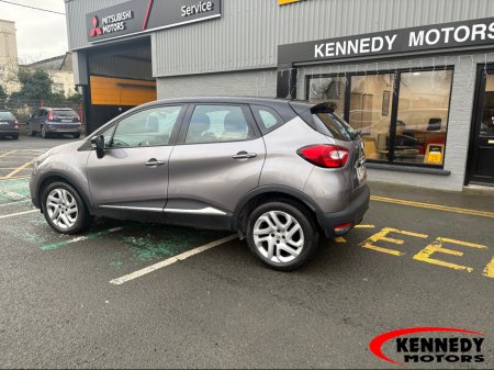 2016 Renault Captur INTENSE 1.5 DCI 90 EU6M 4DR €9,500 thumbnail