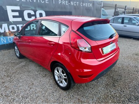 2014 Ford Fiesta ZETEC - 1.2 - LOW INSURANCE - LOW ROAD TAX - IDEAL STARTER/LEARNER CAR OR FAMILY CAR €8,495 thumbnail