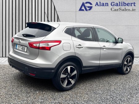 2017 Nissan Qashqai 1.5 DCI N-CONNECTA €62 PW €12,995 thumbnail