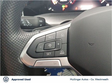 2024 Volkswagen Golf GOLF R-LINE 2.0TDI 150HP (EXTRAS) €41,950 thumbnail